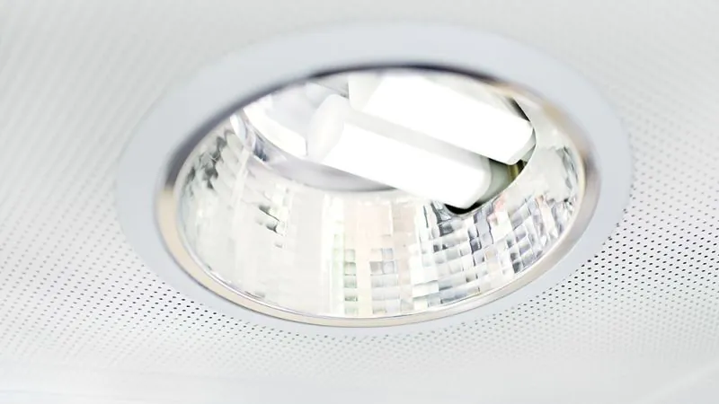 ampoule philips PL-C